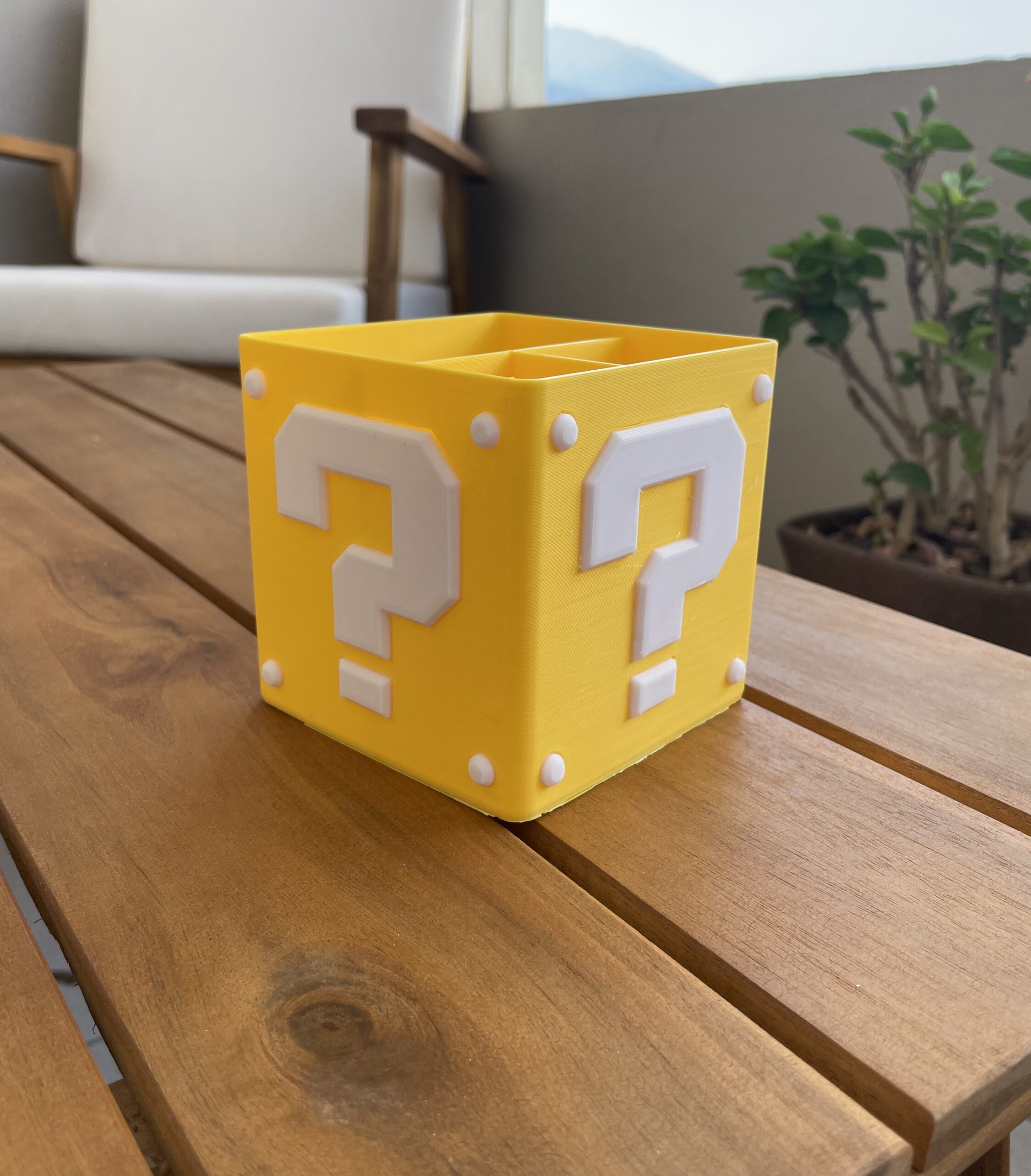 Question Block Desk organizer Super Mario - Imagen 2