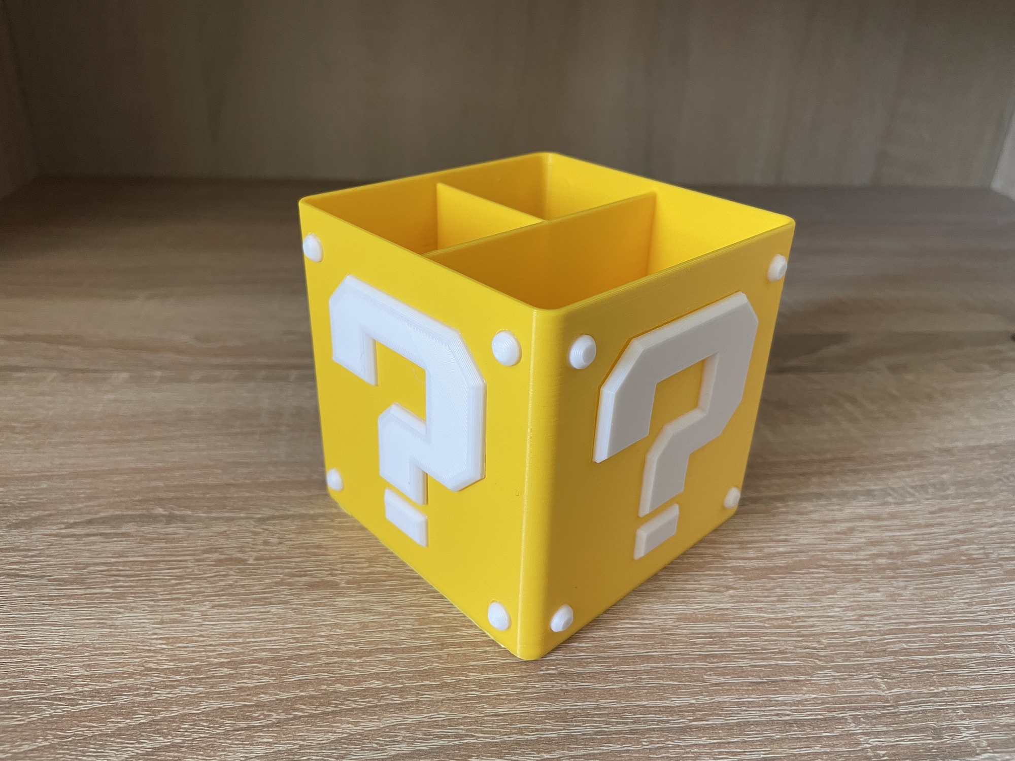 Question Block Desk organizer Super Mario